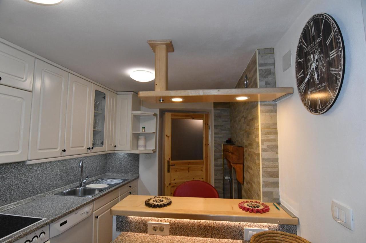 Apartment Perunika Cerkno Exterior photo